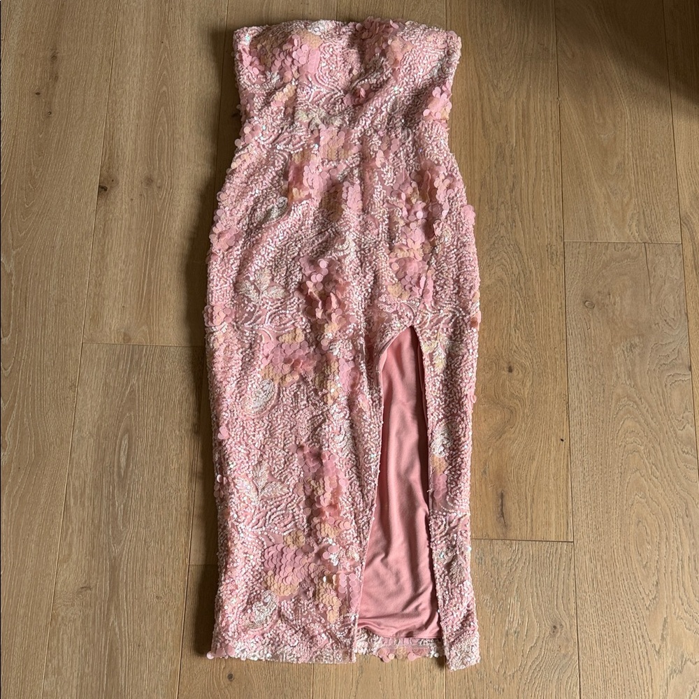 Elegant Pink Strapless Dress